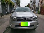 Cần bán Toyota Fortuner đời 2009, màu bạc, giá 489tr