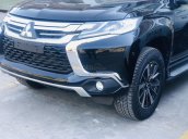 Pajero Sport xăng 4.2AT Premium, giảm 122 triệu bán nhanh, nhiều quà tặng ưu đãi. Hỗ trợ ngân hàng 85%