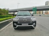 Bán Toyota Land Cruiser VX 4.6 V8 model 2017, màu đen, nguyên bản không đâm đụng- Xuất hóa đơn 1,5 tỷ