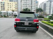 Bán Toyota Land Cruiser VX 4.6 V8 model 2017, màu đen, nguyên bản không đâm đụng- Xuất hóa đơn 1,5 tỷ