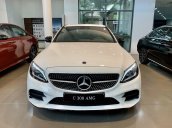 Mercedes-Benz C300 AMG với khuyến mại cực khủng, liên hệ hotline để lái thử và đặt hàng ngay