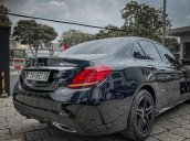 Thanh lý chiếc Mercedes-Benz C300 AMG, sản xuất 2019, xe còn mới, giao nhanh