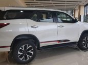 Cần bán Toyota Fortuner năm sản xuất 2020, màu trắng