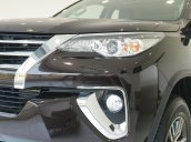 Bán Toyota Fortuner 2020 - máy dầu - số tự động, cam kết giá tốt - khuyến mãi lớn, trả trước 250 triệu - lãi suất thấp