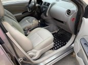 Cần bán Nissan Sunny model 2014, số tự động, bản full