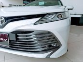 Bán Toyota Camry nhập Mỹ, sản xuất 2020, mới 100%, xe full option, giao ngay tận tay khách