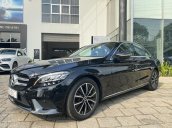 Mercedes C200 2019 - Xe bấm biển nhưng chưa lăn bánh(40 km) - giá cực ưu đãi