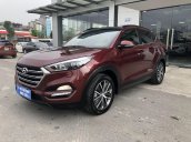 Cần bán gấp Hyundai Tucson 2.0AT 2015, nhập khẩu nguyên chiếc