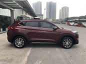 Cần bán gấp Hyundai Tucson 2.0AT 2015, nhập khẩu nguyên chiếc