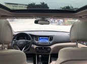 Cần bán gấp Hyundai Tucson 2.0AT 2015, nhập khẩu nguyên chiếc