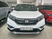 Bán Honda CRV 2.0 2016 màu trắng, xe một chủ từ đầu còn zin nguyên bản