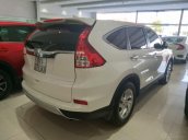 Bán Honda CRV 2.0 2016 màu trắng, xe một chủ từ đầu còn zin nguyên bản