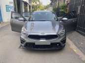 Bán Kia Cerato 2019 số sàn, màu xám, gia đình giữ rất kỹ mới tinh