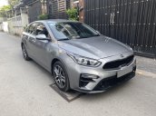 Bán Kia Cerato 2019 số sàn, màu xám, gia đình giữ rất kỹ mới tinh