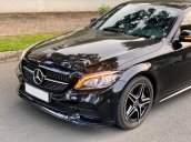 Master Auto - Bán Mercedes C300 AMG màu đen/đỏ 2019 siêu mới siêu lướt - trả trước 680 triệu nhận xe ngay