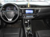 Bán Toyota Corolla Altis 2.0 đời 2016, màu đen, xe cũ chính hãng