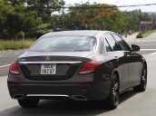 Giá tốt Mercedes E300 AMG đời 2020, số km 49 km, xe trưng bày