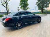 Xe chính chủ bán Mercedes C250 Exclusive sx 2015 màu đen nội thất đen sang trọng lịch lãm