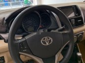 Cần bán gấp Toyota Vios G AT năm 2017, màu vàng số tự động