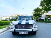 Cần bán lại xe Peugeot 404 sản xuất 1965, màu trắng, full option