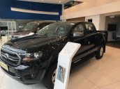 Bán Ford Ranger XLS 2.2L 4x2 AT 2020, màu đen, xe nhập