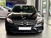 Mercedes-Benz E300 AMG khuyến mãi hấp dẫn khi mua xe