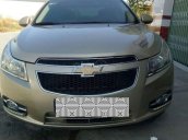 Cần bán gấp Chevrolet Cruze năm sản xuất 2010 xe gia đình giá cạnh tranh