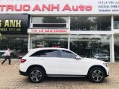 GLC 250 4Matic, sản xuất 2017 bao chất lượng và giá tốt nhất tại thời điểm