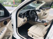 GLC 250 4Matic, sản xuất 2017 bao chất lượng và giá tốt nhất tại thời điểm