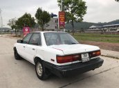 Cần bán gấp Toyota Camry năm sản xuất 1987, màu trắng, nhập khẩu nguyên chiếc, giá tốt