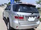 Bán Toyota Fortuner sản xuất 2010, màu bạc, số sàn 