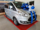 Cần bán xe Ford Tourneo Titanium năm sản xuất 2019, màu bạc, khuyến mại phụ kiện