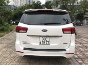 Xe Kia Sedona 2.2 số tự động máy dầu SX năm 2017, 880 triệu