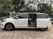 Xe Kia Sedona 2.2 số tự động máy dầu SX năm 2017, 880 triệu