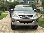 Bán Toyota Fortuner 2019, màu bạc, giá chỉ 956 triệu