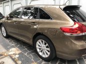 Bán Toyota Venza sản xuất năm 2009, màu nâu, xe nhập