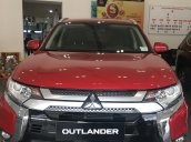 Mitsubishi Outlander 2.0 CVT Premium Full option giá cực tốt, xe êm, dáng đẹp