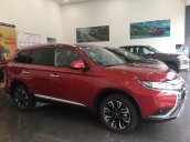 Mitsubishi Outlander 2.0 CVT Premium Full option giá cực tốt, xe êm, dáng đẹp