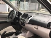 Cần bán xe Mitsubishi Triton năm 2013, nhập khẩu