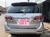 Cần bán lại xe Toyota Fortuner sản xuất năm 2015 còn mới