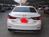 Chính chủ bán xe Mazda 6 2.0 Primium 2017, đã chạy 30.000 km, xe trang bị gồm màn hình DVD, cảm biến lùi, cảnh báo điểm