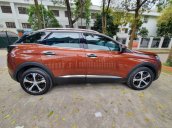 Xe Peugeot 3008 sản xuất năm 2018, màu vàng