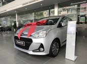 Bán nhanh với chiếc Hyundai Grand i10 hatchback AT sản xuất 2019, màu bạc, giao nhanh