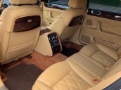 Chủ đi định cư nước ngoài nên sang nhượng siêu xe Bentley Continental Spur 2012, màu trắng như mới