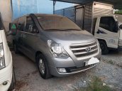 Cần bán xe Hyundai Starex sản xuất 2017, nhập khẩu xe gia đình