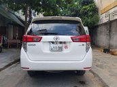 Bán Toyota Innova sản xuất năm 2017, giá chỉ 685 triệu