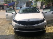 Chính chủ cần bán xe Kia Cerato sản xuất 2016, odo 4v3, giá đẹp