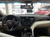 Bán xe Toyota Camry đời 2020, màu đen, xe nhập