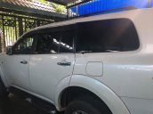 Bán Mitsubishi Pajero 2013, màu trắng còn mới, giá tốt