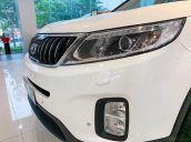 Bán nhanh chiếc Kia Sorento 2.2 DAT Premium, sản xuất 2020, giá cạnh tranh